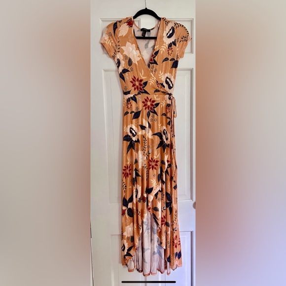 Peach Floral Maxi Dress - Picture 1 of 2